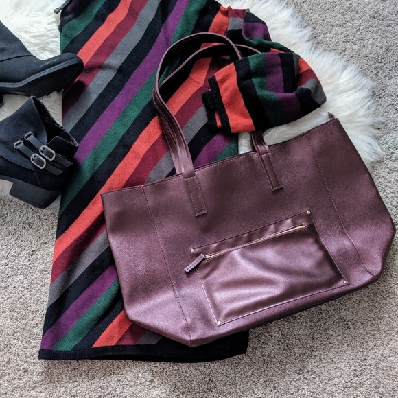Bath & Body Works Handbags - Bath & Body Works | burgandy tote bag